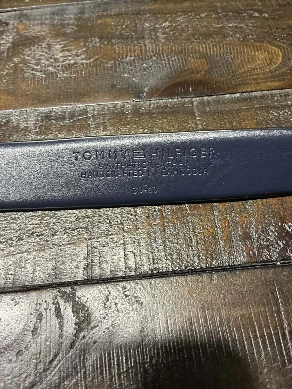 Tommy Hilfiger Men's Flag Loop Synthetic Leather Black Belt Size 38-40